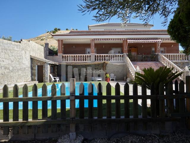 Casa en venta en San Bartolomé, Jaén