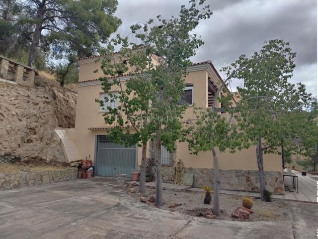 Casa en venta en San Bartolomé, Jaén