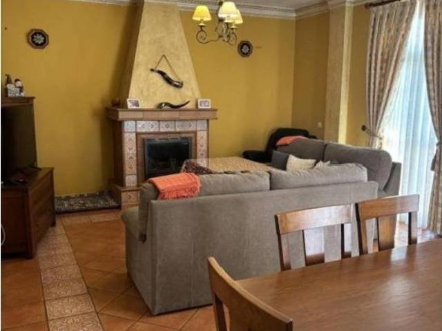 Casa en venta en La Algaba, Andalucía