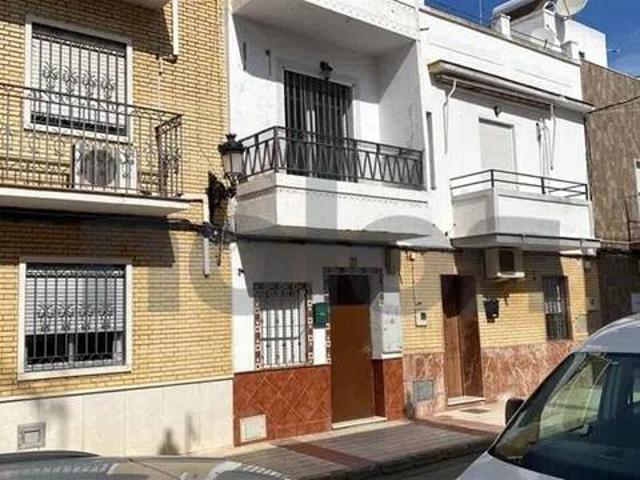 Casa en venta en La Algaba, Andalucía