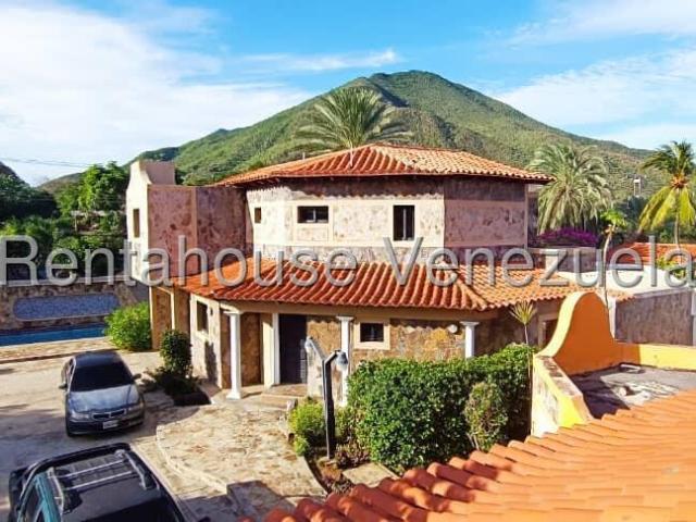 Casa en venta en La Asuncion, Nueva Esparta