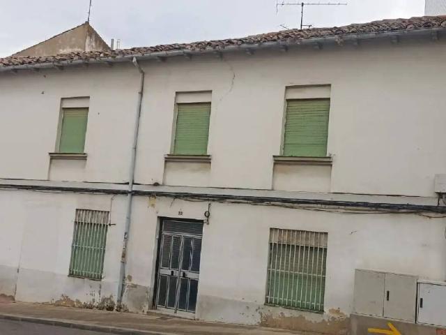 Casa en venta en La Bañeza, León