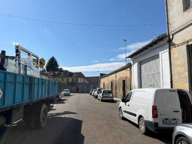Local Comercial en venta en La Bañeza, Castilla y León