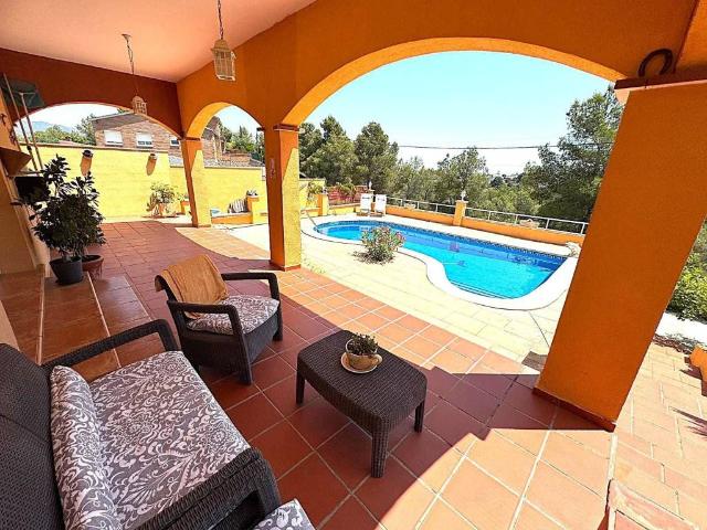 Casa en venta en La Bisbal Del Penedès