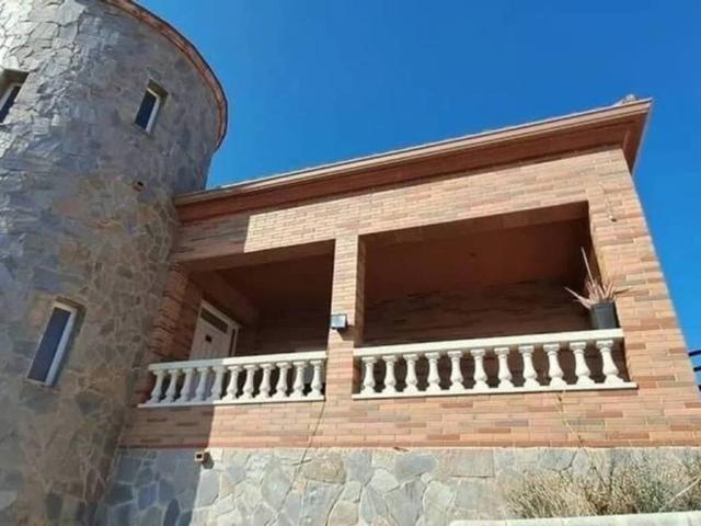 Casa en venta en La Bisbal Del Penedès