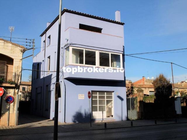 Casa en venta en La Bisbal D'empordà