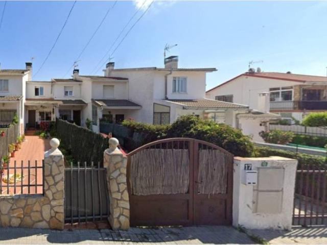 Casa en venta en La Cabrera, Madrid