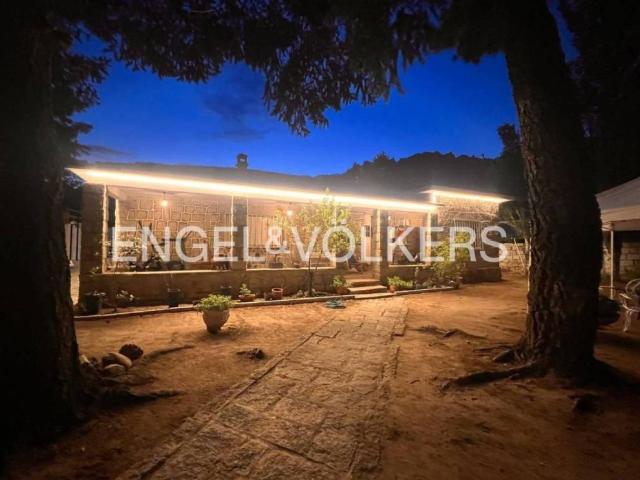 Casa en venta en La Cabrera, Madrid