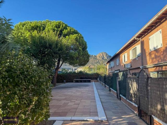 Casa en venta en La Cabrera, Madrid