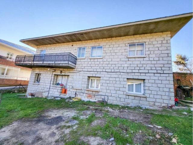 Casa en venta en La Cabrera, Madrid