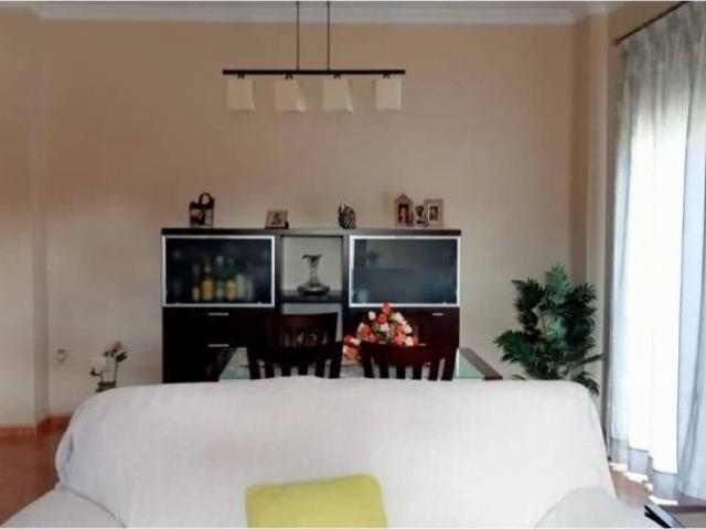 Casa en venta en La Carlota, Andalucía