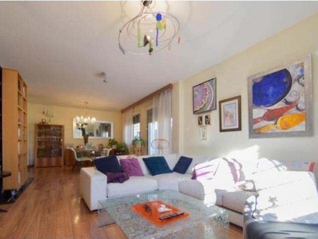 Casa en venta en Genil, Cenes De La Vega