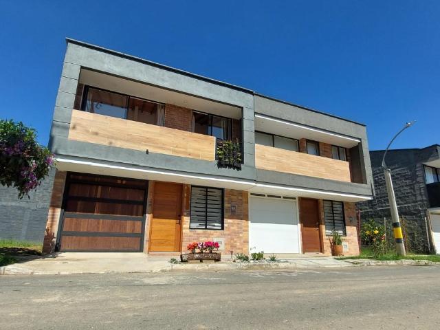 Casa en venta en Barrio Kennedy, Caucasia
