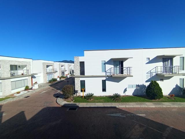 Casa en venta en Heliconia, Occidente