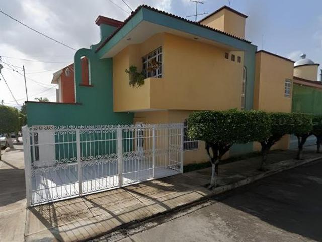 CASA EN VENTA EN LA COLONIA EL CARMEN, ZAMORA MICHOACAN