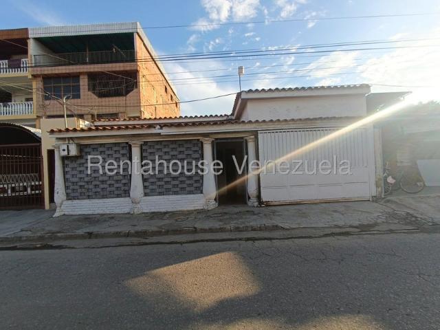 Casa en venta en La Coromoto, Maracay