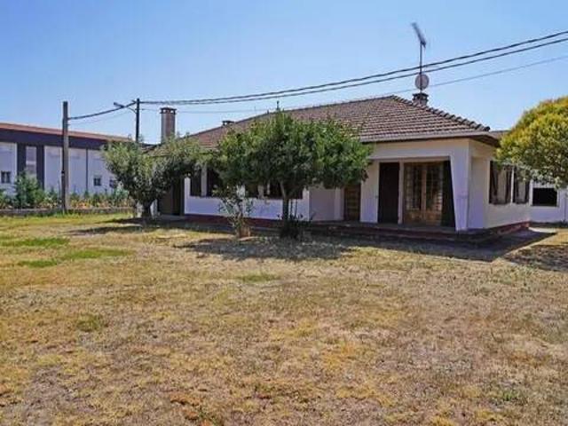 Casa en venta en La Fuente De San Esteban, Castilla y León