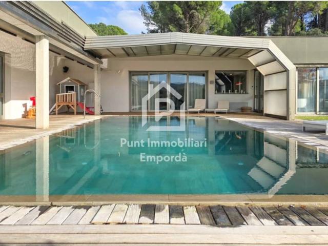 Casa en venta en Alt Empordà, Catalunya
