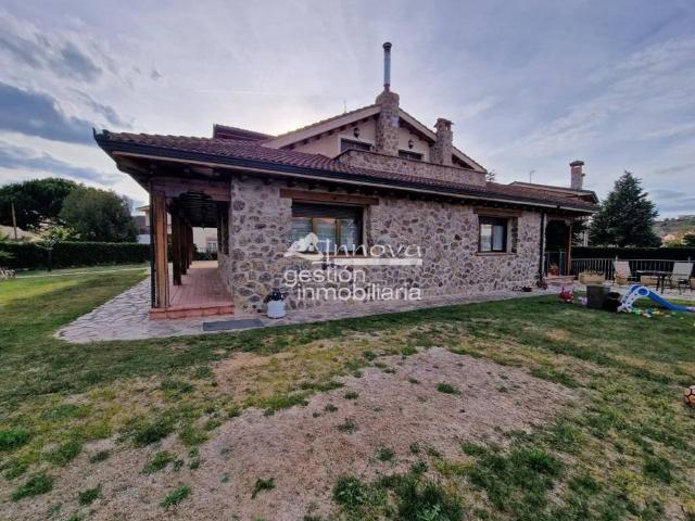 Casa en venta en La Lastrilla, Castilla y León