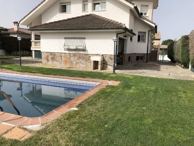 Casa en venta en La Lastrilla, Castilla y León