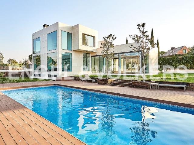 Casa en venta en Hortaleza, Madrid