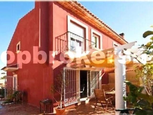 Casa en venta en la Marina Baixa, Valencia