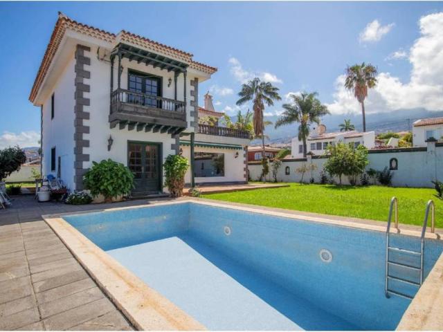 Casa en venta en La orotava