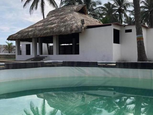 CASA EN VENTA EN LA PLAYA