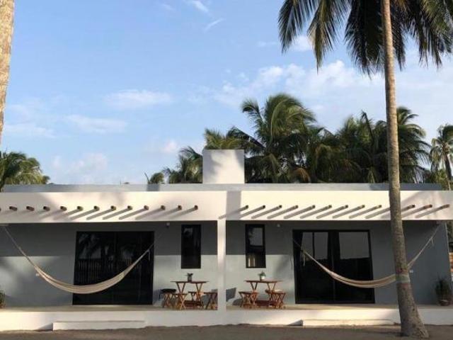 CASA EN VENTA EN LA PLAYA