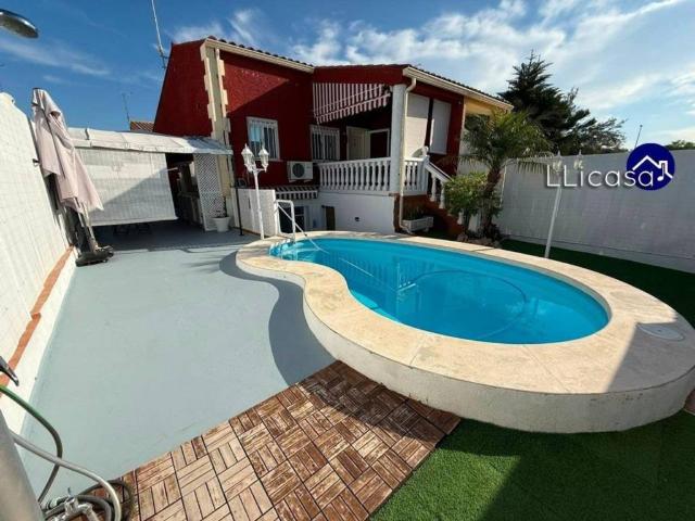 Casa en venta en el Camp de Túria, Valencia