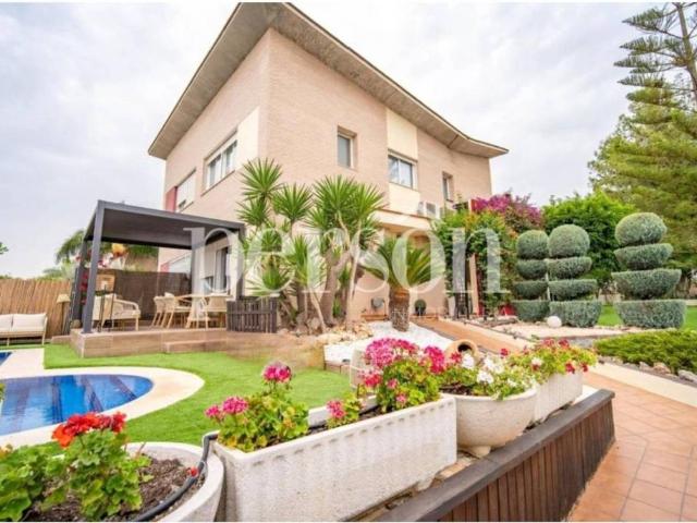 Casa en venta en el Camp de Túria, Valencia