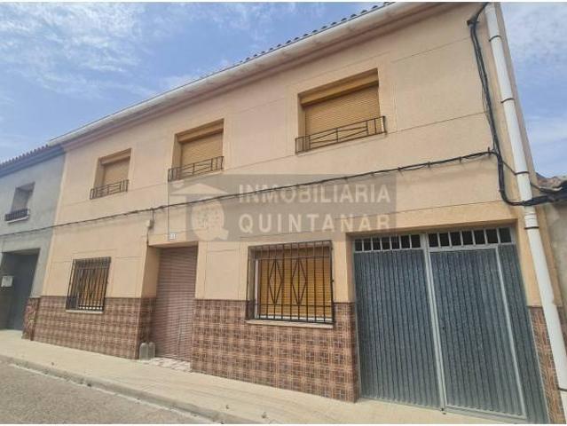Casa en venta en La Puebla De Almoradiel, Toledo