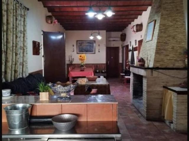 Casa en venta en La Puebla De Los Infantes, Andalucía