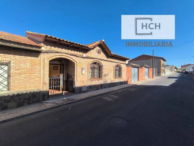 Casa en venta en La Puebla De Montalbán, Toledo