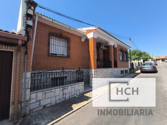 Casa en venta en La Puebla De Montalbán