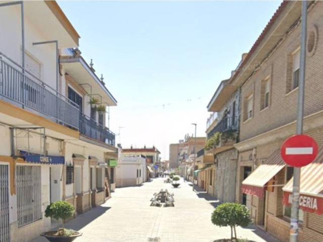 Casa en venta en La Rinconada, Andalucía