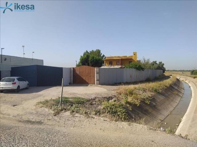 Casa en venta en La Rinconada, Andalucía