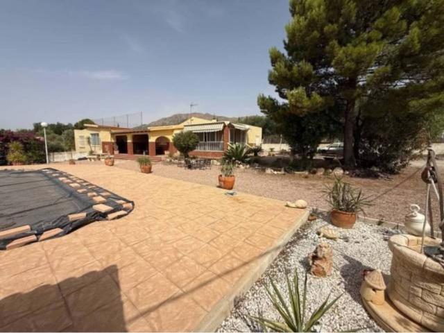 Casa en venta en el Vinalopó Mitjà / El Vinalopó Medio, Valencia