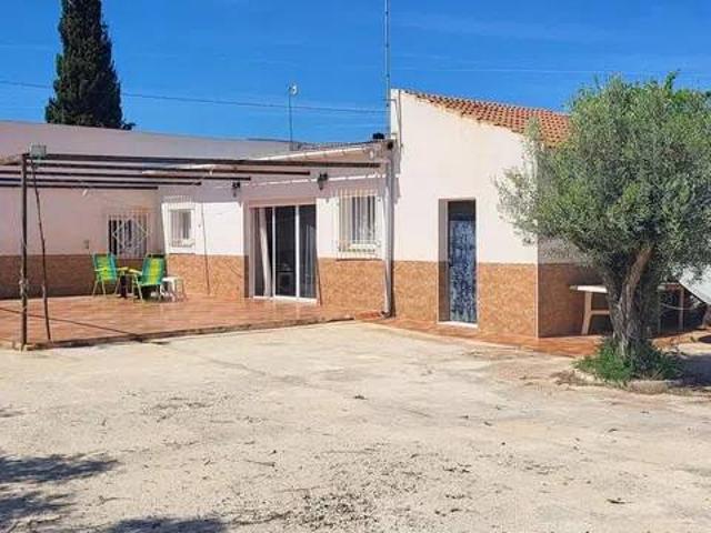 Casa en venta en el Vinalopó Mitjà / El Vinalopó Medio, Valencia