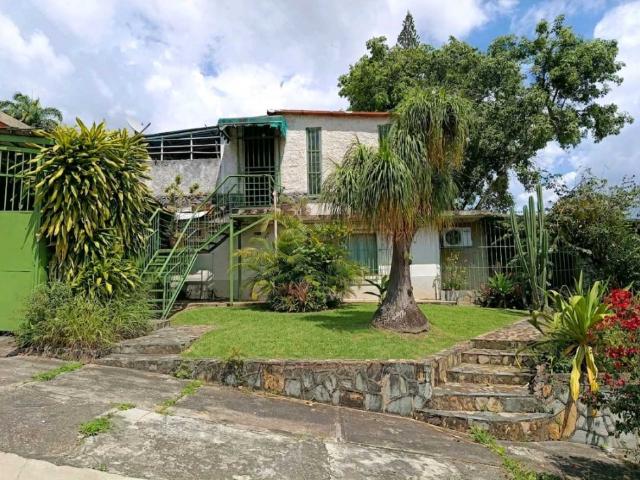 Casa en venta en Lomas Del Este, Valencia