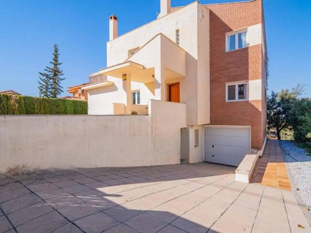 Casa en venta en Comarca de la Vega de Granada, Andalucía
