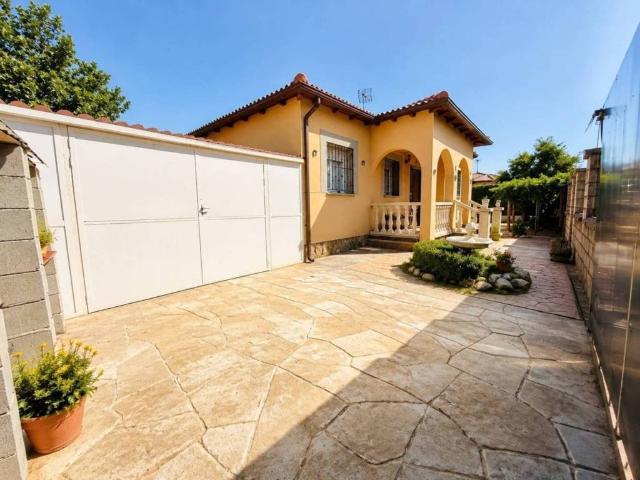Casa en venta en Labajos, Castilla y León