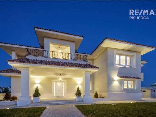 Casa en venta en Urbanización El Bosque Real, Laguna De Duero