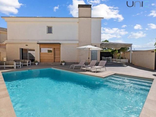 Casa en venta en L'alfàs Del Pi