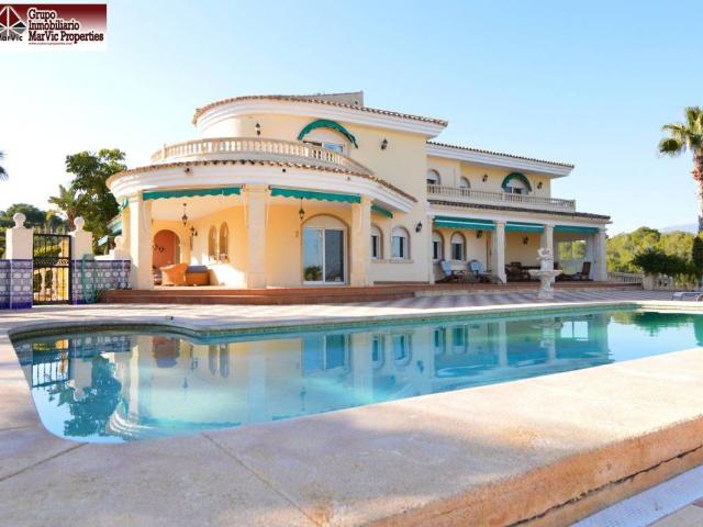Casa en venta en L'alfàs Del Pi