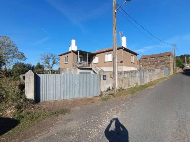 Casa en venta en Lalín
