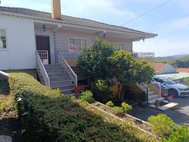 Casa en venta en Lalín