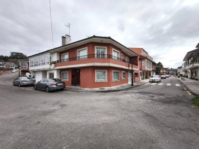 Casa en venta en Lalín