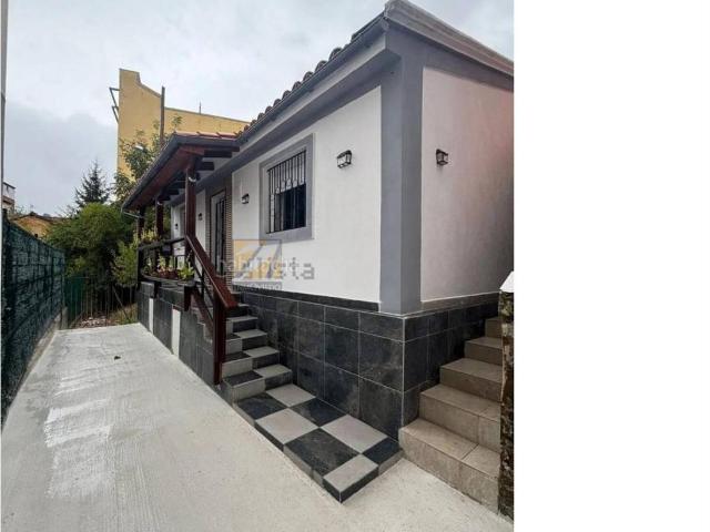 Casa en venta en Sama, Langreo