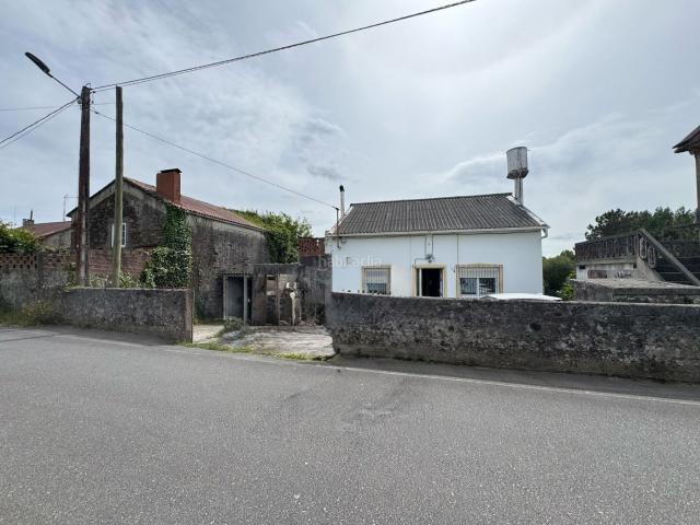Casa en venta en Lañas, A Coruña